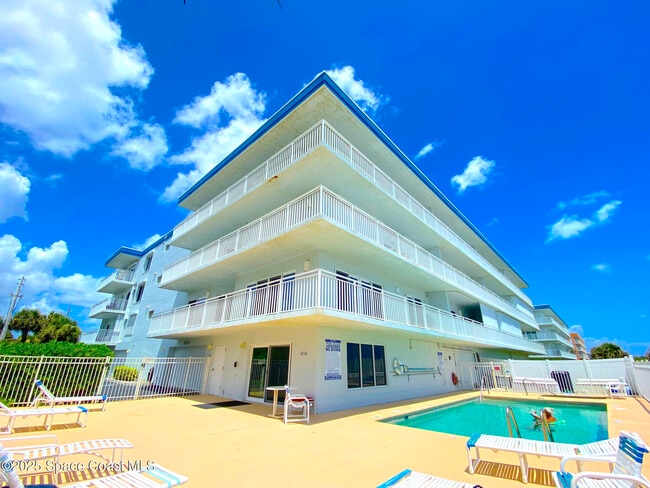 2035 Jimmy Buffett Mem Hwy Condo - Image