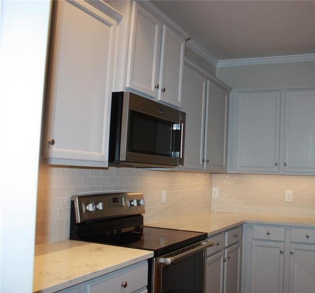 Photo - Beautiful Townhome in coveted Steele Creek - Berewick