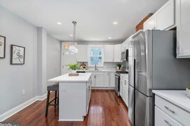 Photo - 2815 Orleans St