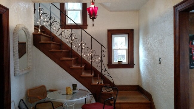 Photo - 611 N Washington St Unidad 1