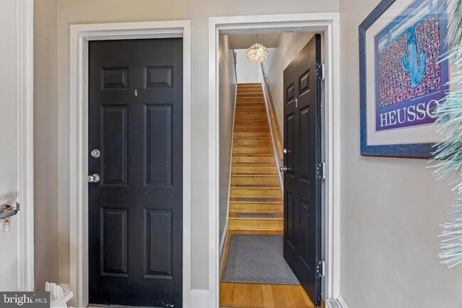 Photo - 1343 Q St NW