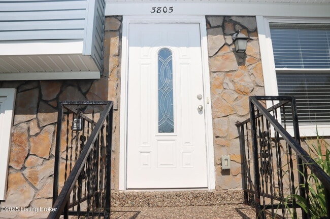 Photo - 3805 Stigwood Ct