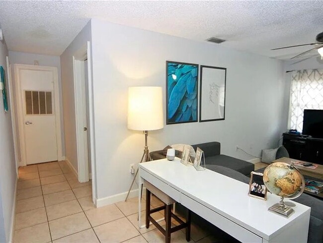 5221 Bayshore Blvd