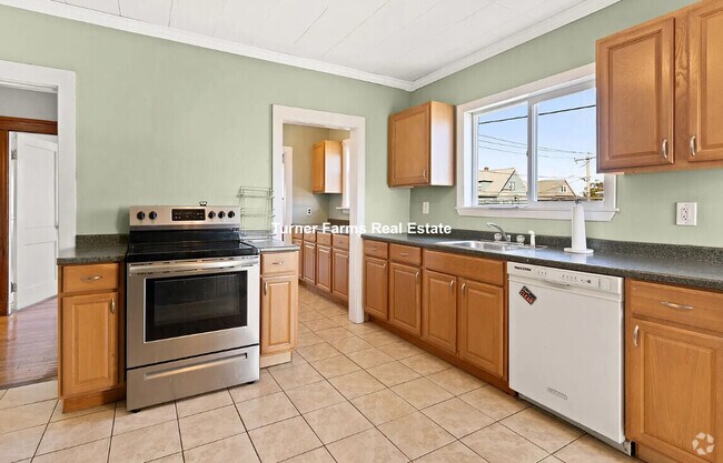 Building Photo - 45 Hancock St Unit 2 Rental