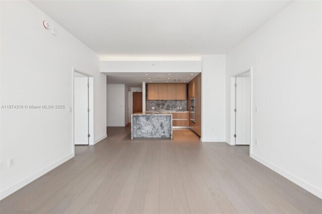 Photo - 500 Alton Rd Unidad 3004