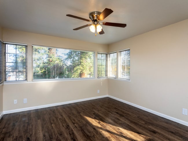 Photo - Foxwood Apartment Homes