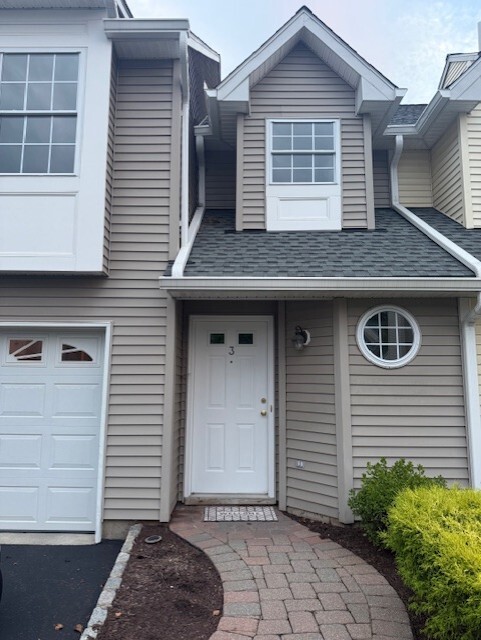 Building Photo - 3 Paula Way Rental