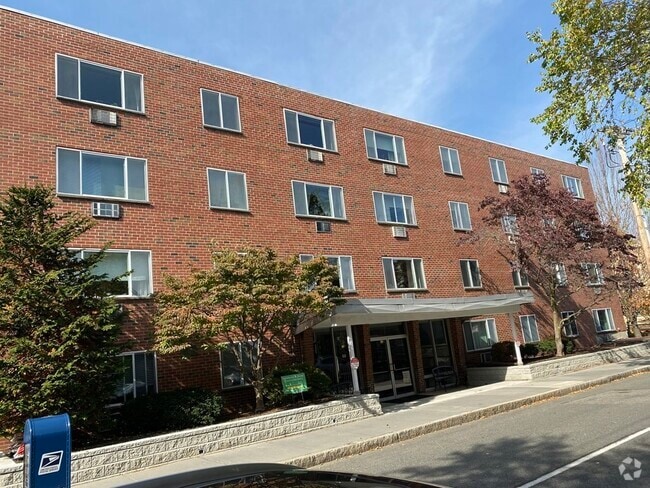 Building Photo - 50 Green St Unit 209 Rental