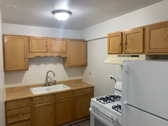 Photo - 700 McKinley Ave Unidad 108