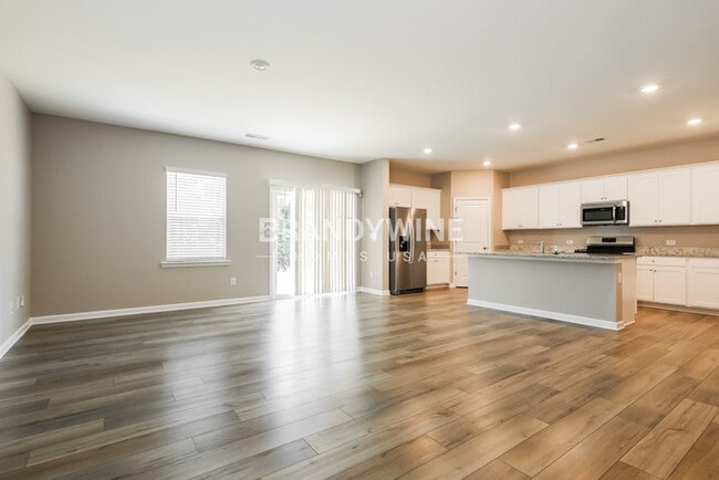 Photo - 827 Gelderland Dr