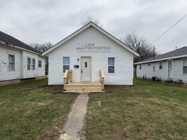 Photo - 1233 S Calumet St