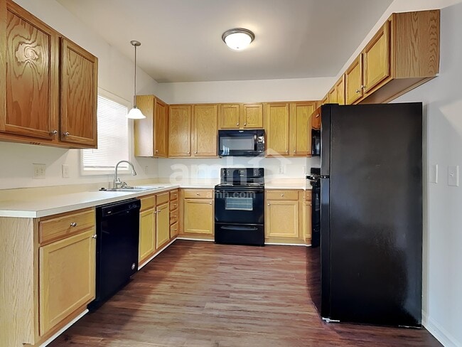 Photo - 815 Brookhannah Ct