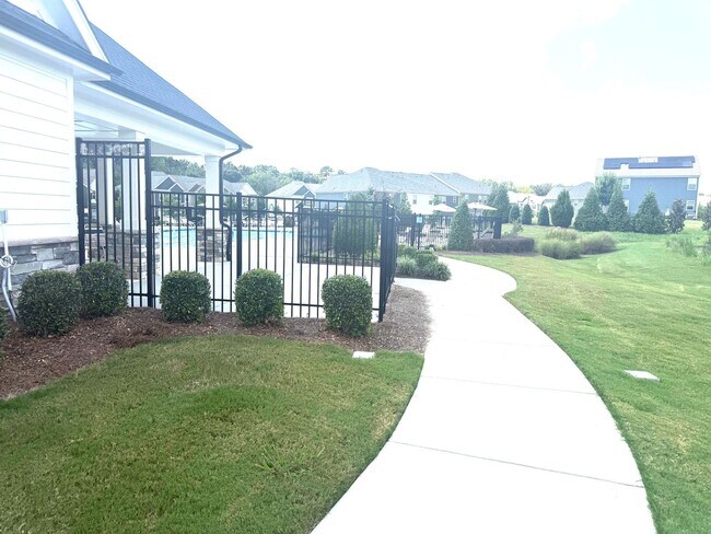 Photo - 336 Willowsford Dr