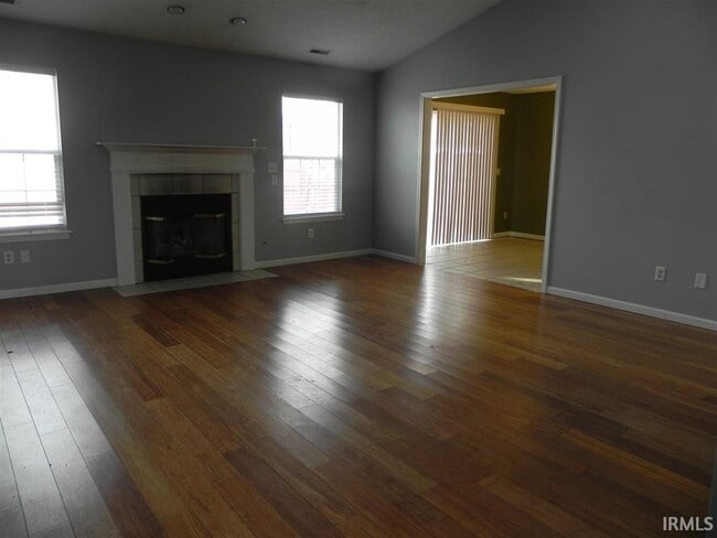 Photo - 340 Plantation Way