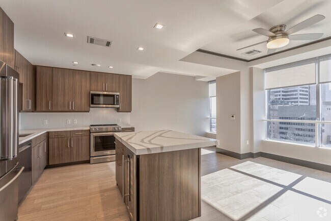 1BR, 1BA - 751 SF A1 - Kitchen - The National