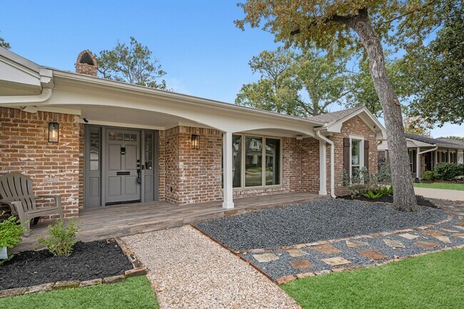 Photo - 10211 Candlewood Dr