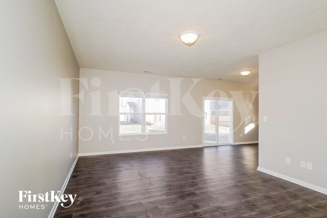 Photo - 1356 Crabapple Rd