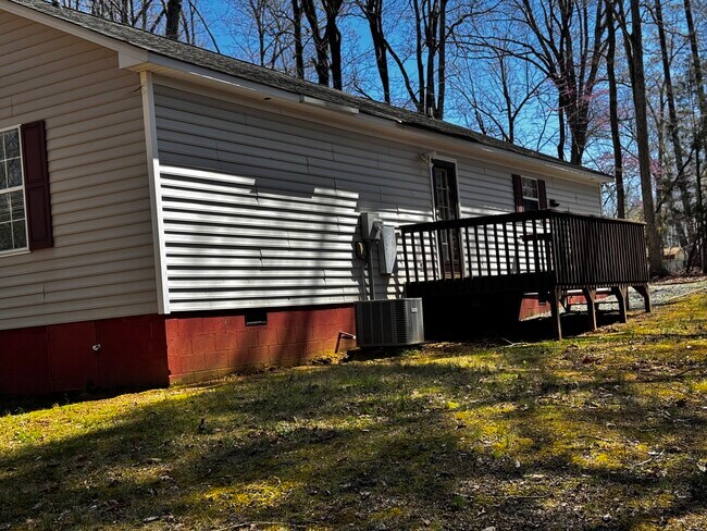 Photo - 9330 Sawyer Rd