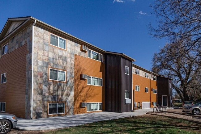 Photo - 2628 Redwing Rd Unit 2628 Redwing Rd Apt 2