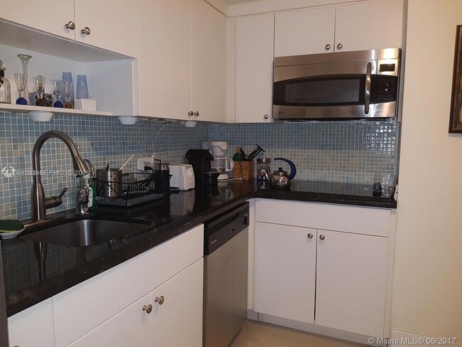 Photo - 801 Brickell Bay Dr Unit 765