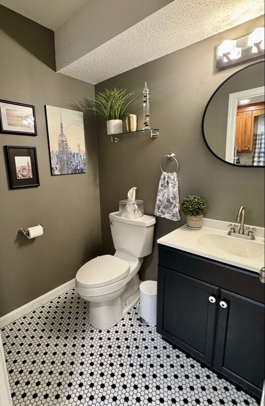 Photo - 275 Donohue Rd