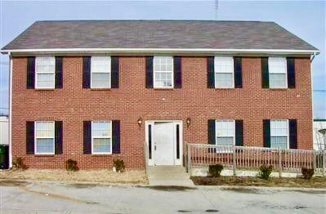 Photo - 2016 Cornerstone Dr Apartment Unit 2