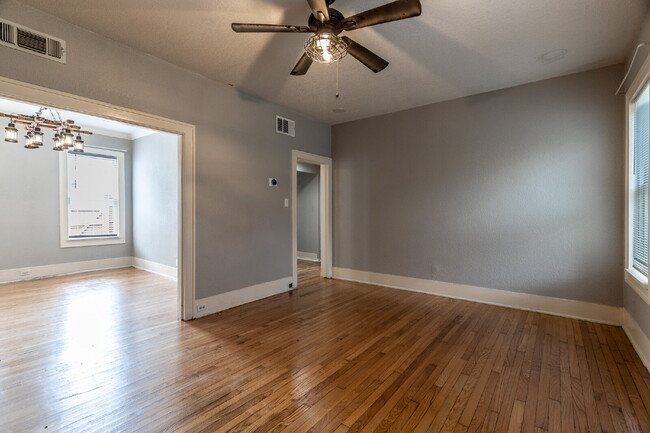 Photo - 723 E Euclid Ave