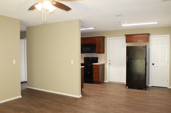 Photo - Much Better Than NEW!!! 3 beds, 1 1/2 Baths