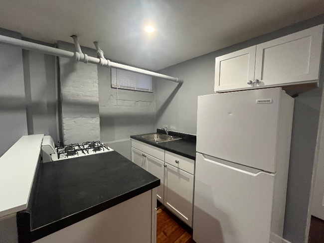 Photo - 1830 N Oakland Ave Unit C