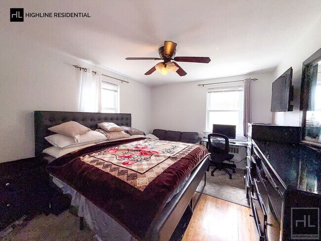 Photo - FRANCIS LEWIS BLVD Unit 1