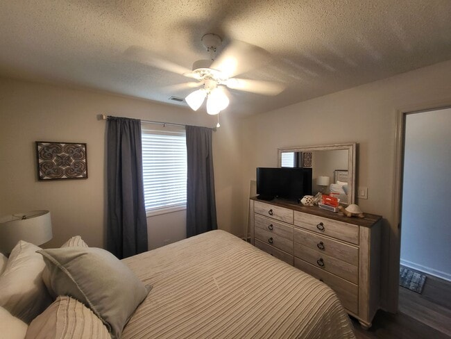 Photo - 203 Landing Rd
