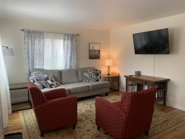 Photo - 708 S 8th St