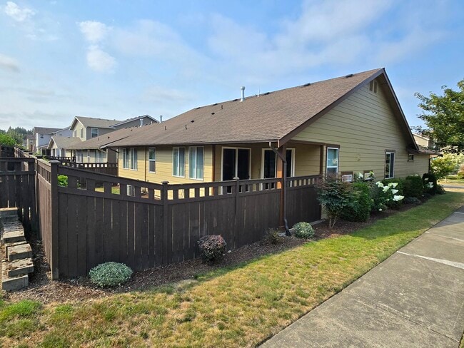 Photo - 9006 Buttercup St SE