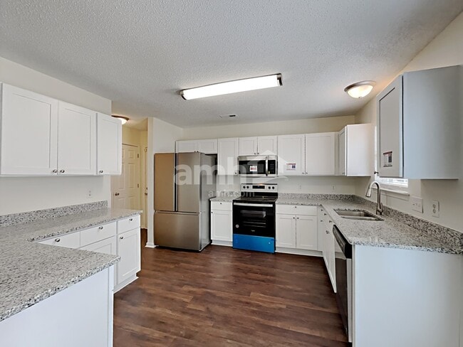 Photo - 2924 Compton Ct NW