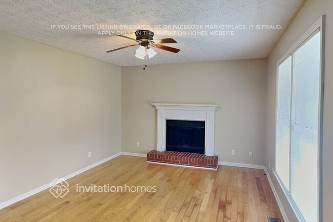 Photo - 305 Mary Alice Dr