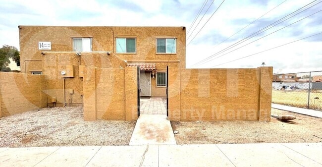 Building Photo - 4601 E Southgate Ave Rental
