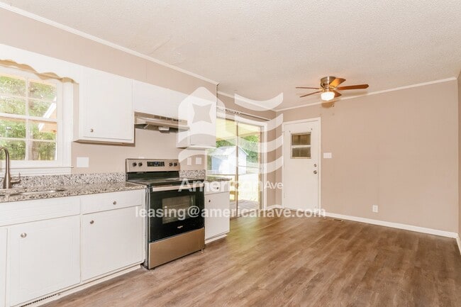 Photo - 2504 Cumberland Dr