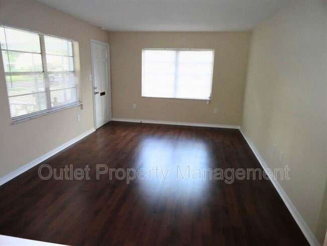 Photo - 610 S Lake Formosa Dr