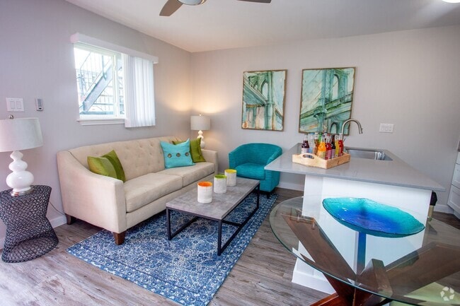 Building Photo - XSunset Palms Rental