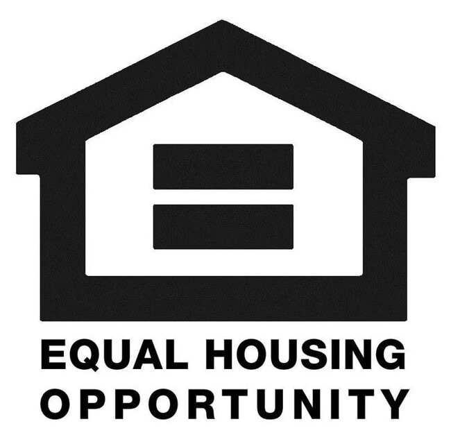 Building Photo - 305 Briarwood