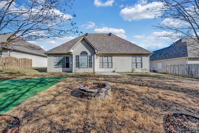 Photo - 237 Camden Lake Dr