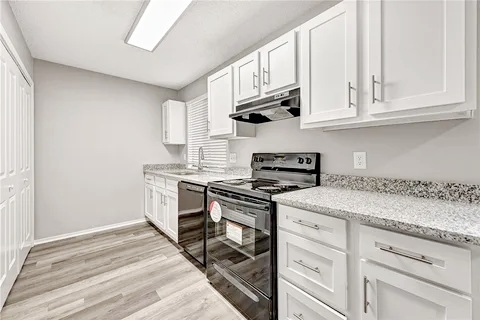 Photo - 3156 N Kensington Ct Townhome