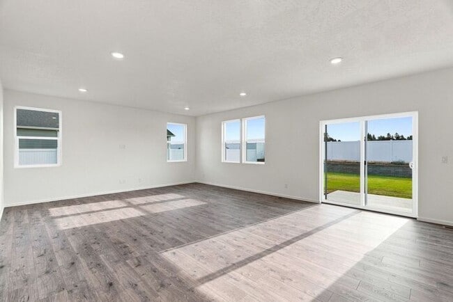 Photo - Spacious 5-Bedroom with Loft with 3-Car Garage