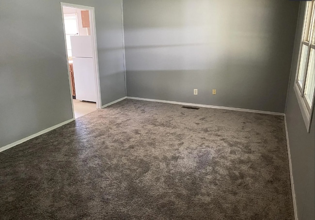 Photo - 2013 Greendale Dr