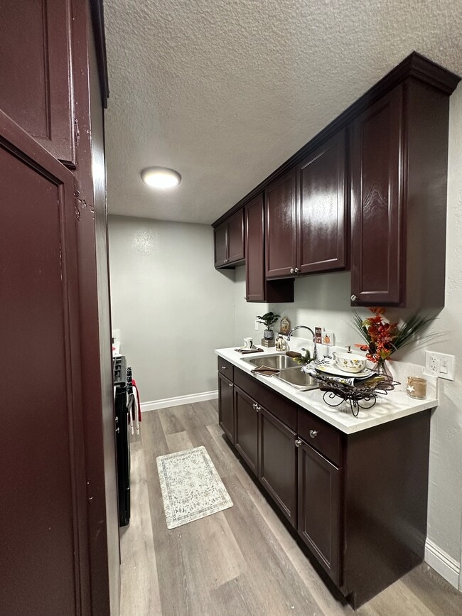 Photo - Woodside Apartments