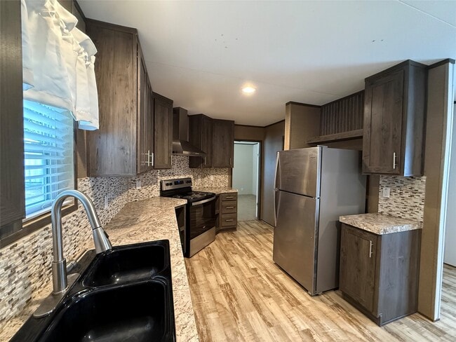 Photo - 10161 Pollard Rd
