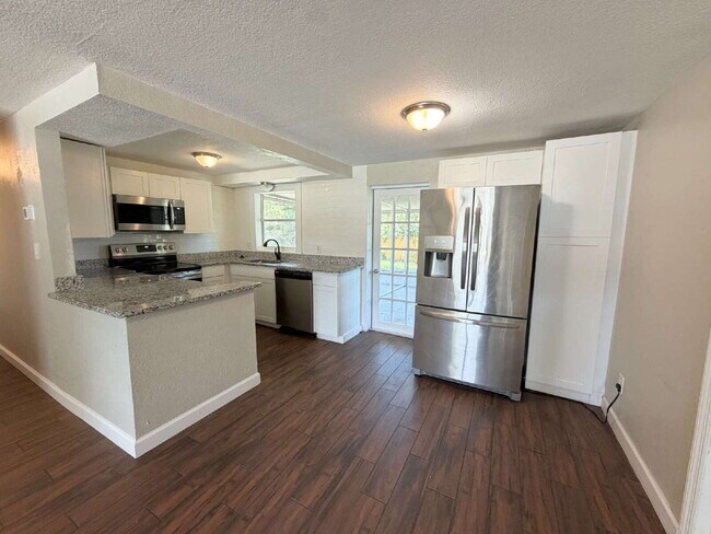 Photo - 1414 Coppertree Dr