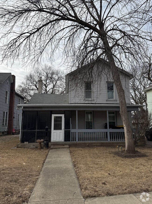 Building Photo - 1002 S Chicago Ave Rental