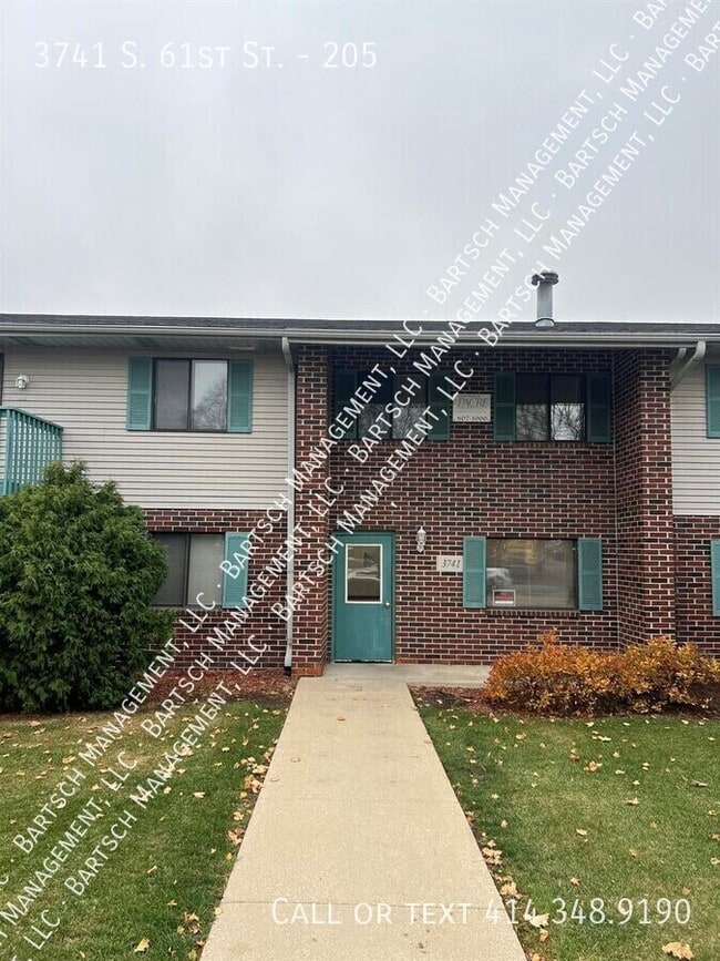 Building Photo - 3741 S 61st St Unit 205