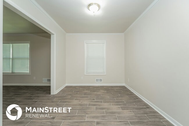 Photo - 3651 Columbia Pkwy